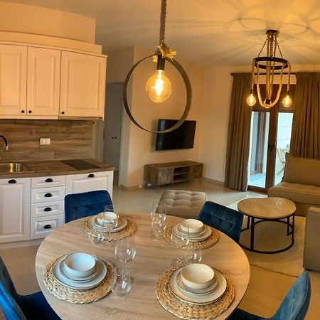 Divine Meteora Luxury Midtown Apartment Kalambaka Eksteriør billede