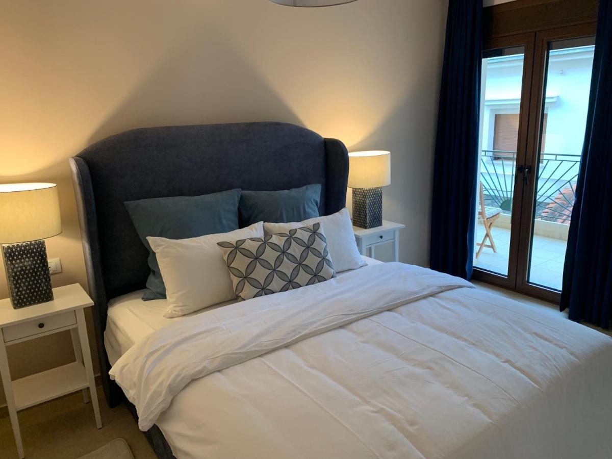 Divine Meteora Luxury Midtown Apartment Kalambaka Eksteriør billede